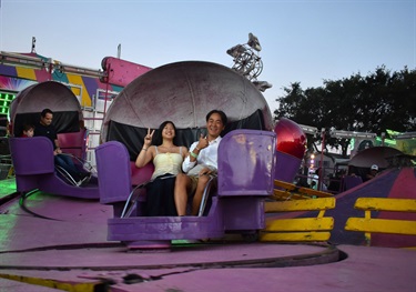 Tilt a Whirl Ride